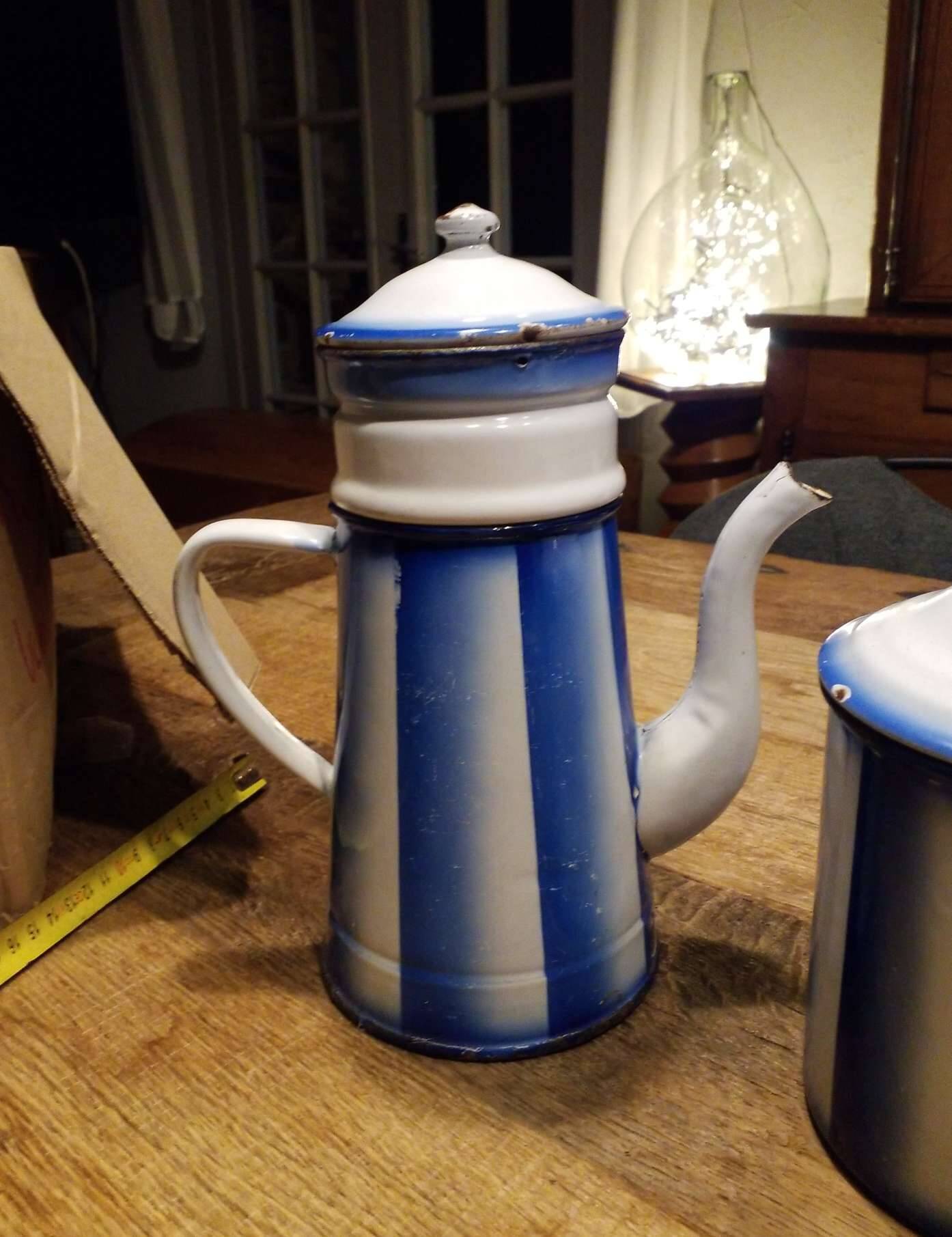 Ensemble en email bleu