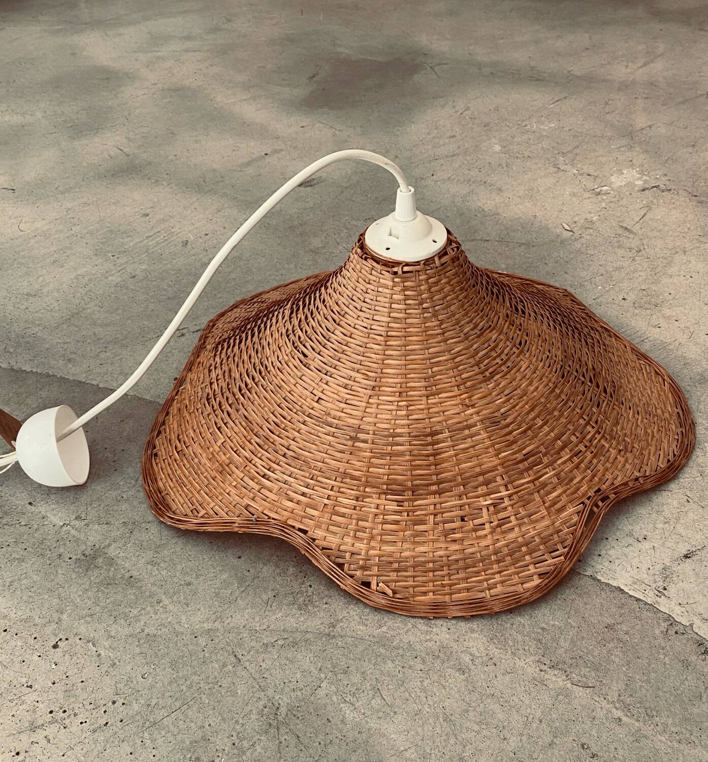Rattan pendant light