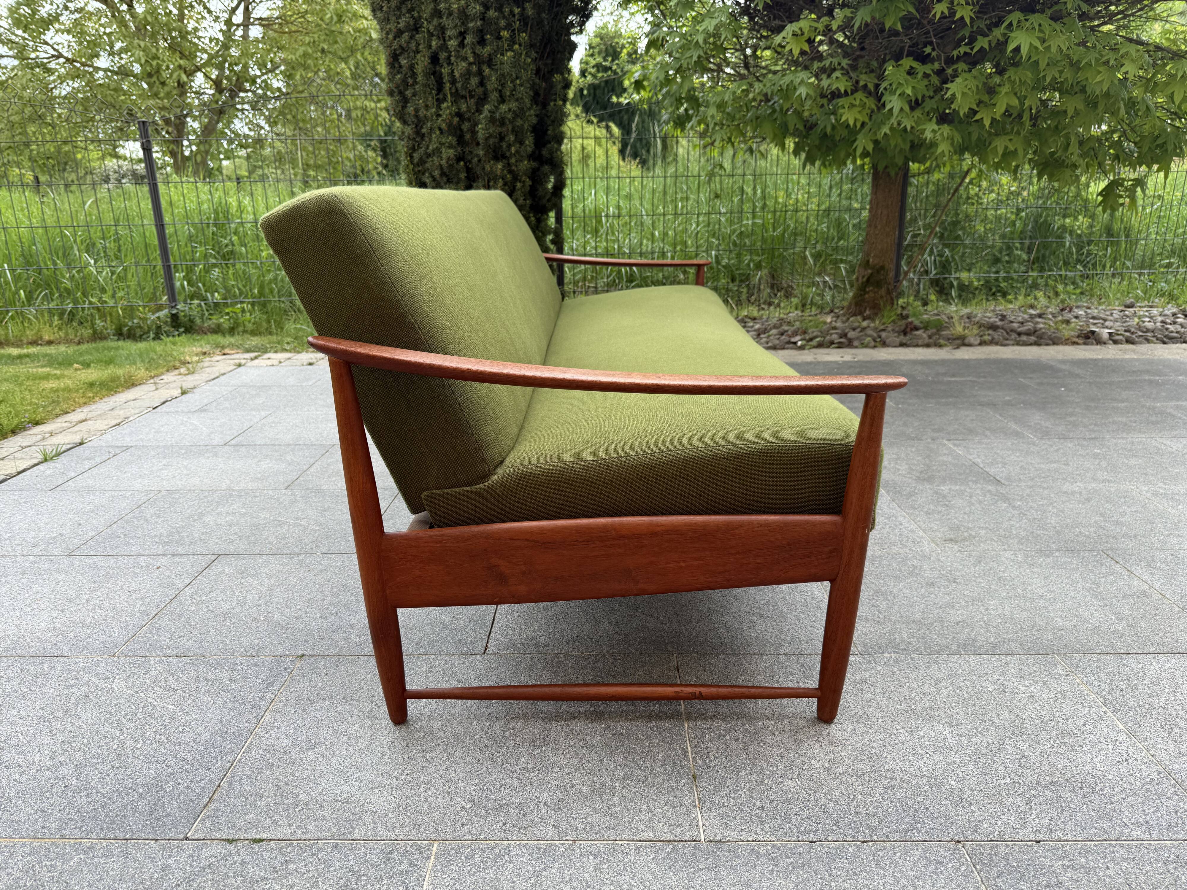 Scandinavian daybed from the 1960s.