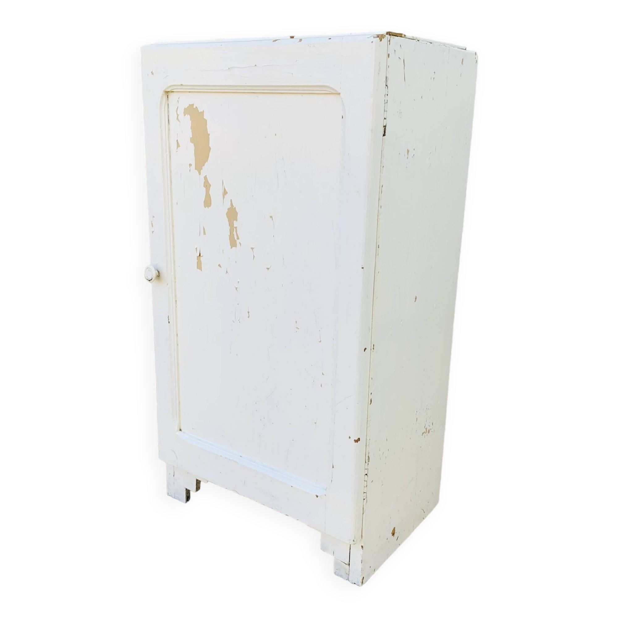 Small white Parisian piece of furniture