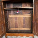Basset cabinet