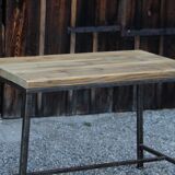 Small table in wood and metal