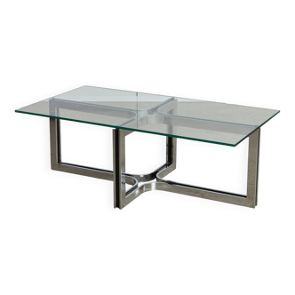 Table basse en métal chromé et plateau en verre