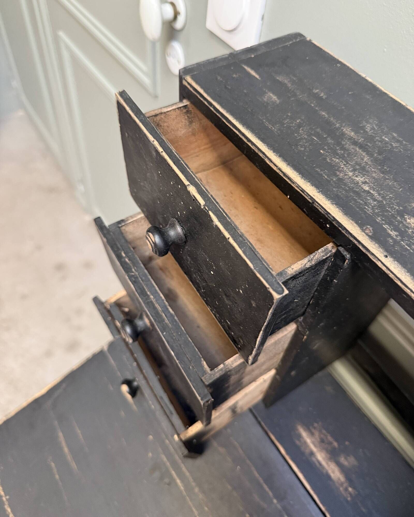 Small black antique graduated desk (renovated)