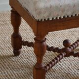 English-style baroque chair with twisted legs in elm, 1920s.