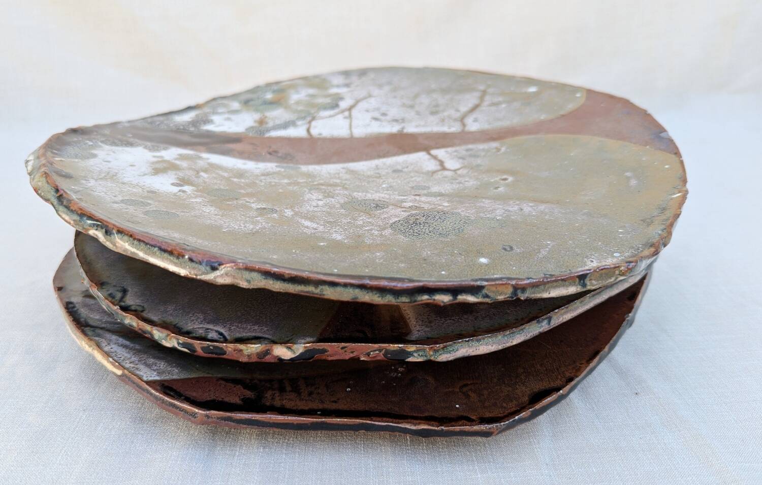 Georges Sybesma three stoneware ceramic dishes circa 1990/2000