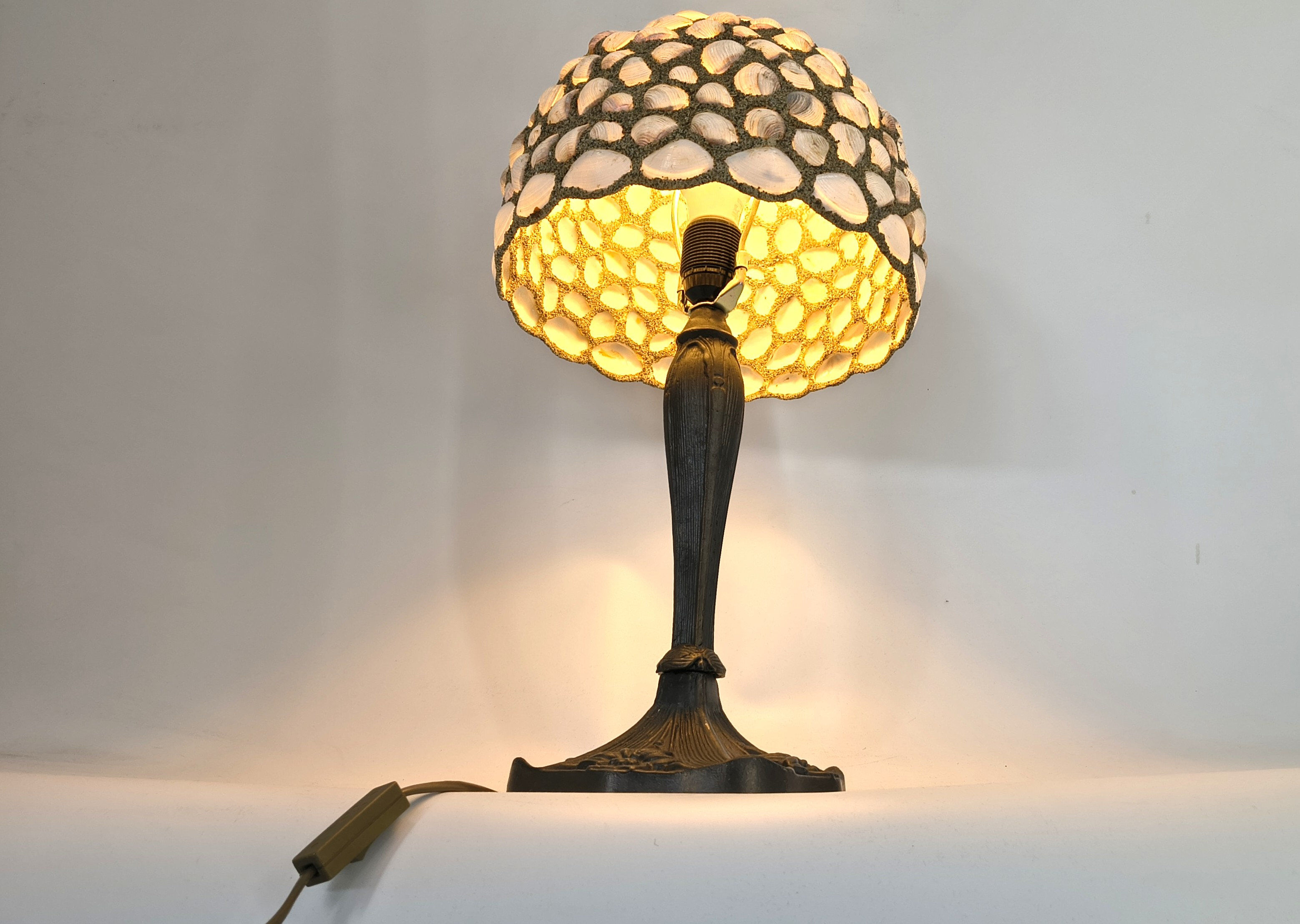 Vintage sea shell table lamp, 1970s