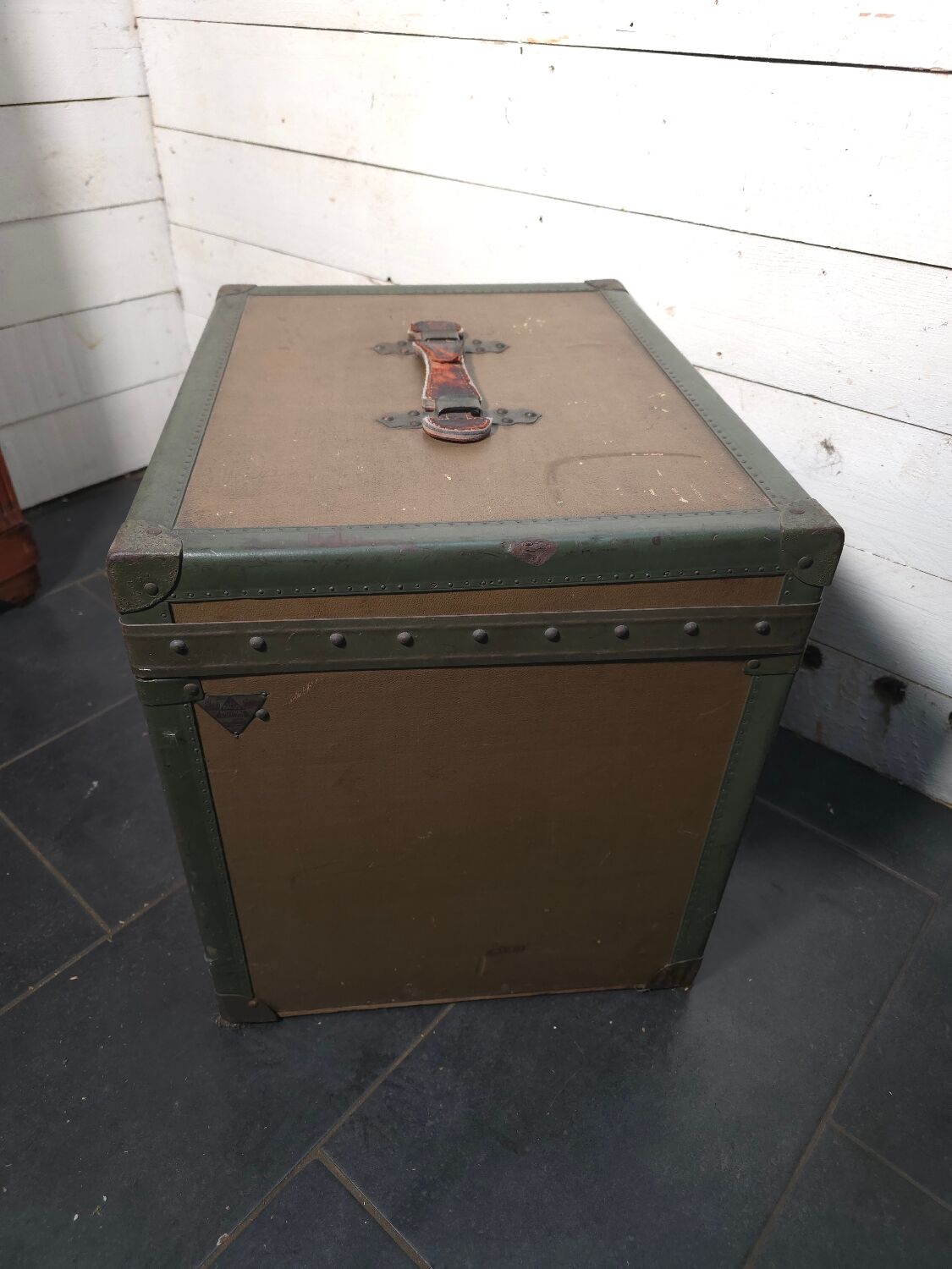 Moynat Paris travel trunk from the early 20th century.