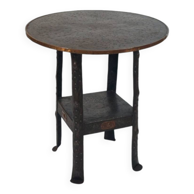 Table d'appoint viennoise antique en fer forgé, fabriquée à la main.