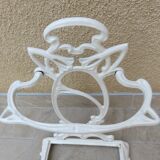 Cast iron umbrella holder