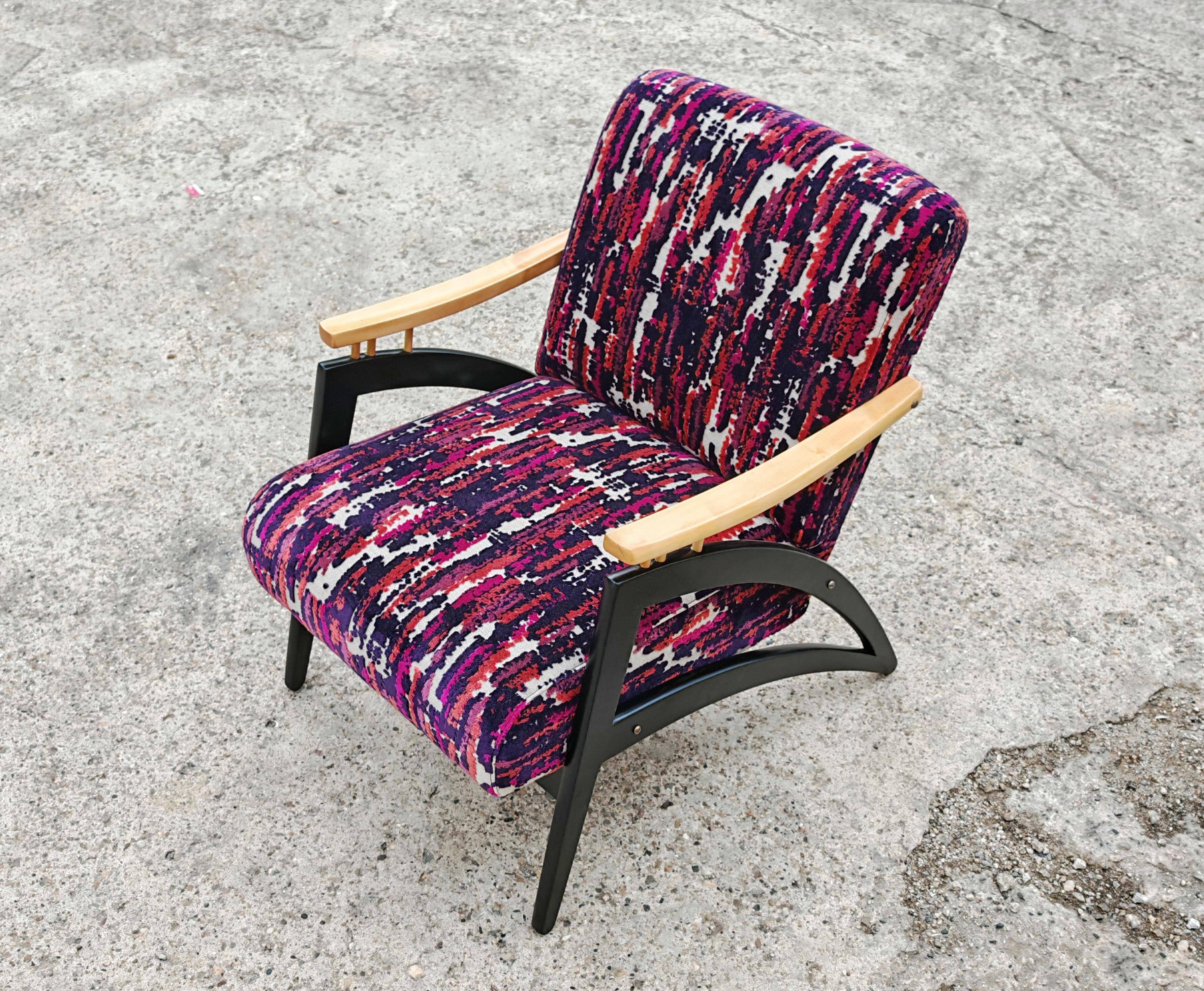 Pair of Mid Century Modern Gazelle armchairs