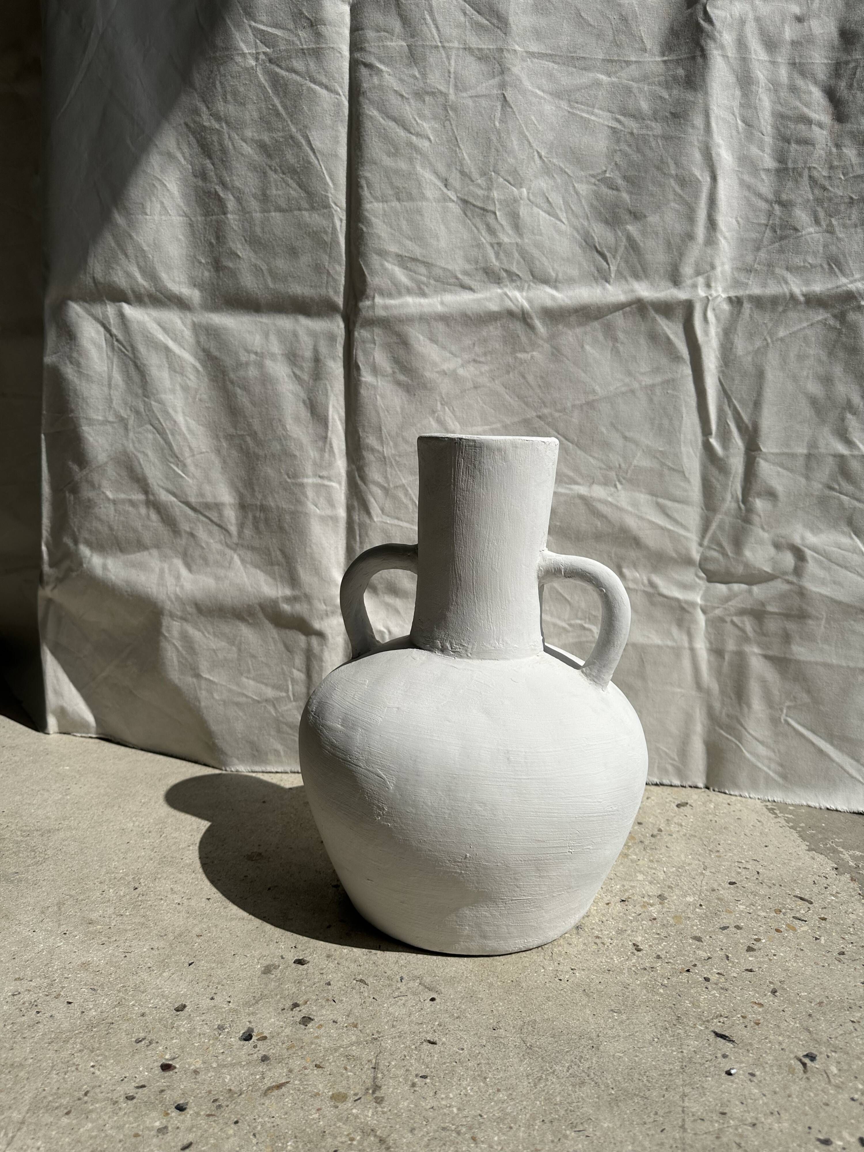 Large handcrafted terracotta vase painted white with double handles H40 D30