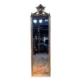 Miroir d'entre-deux à fronton — Époque Louis-Philippe — Bois stuqué doré à la feuille