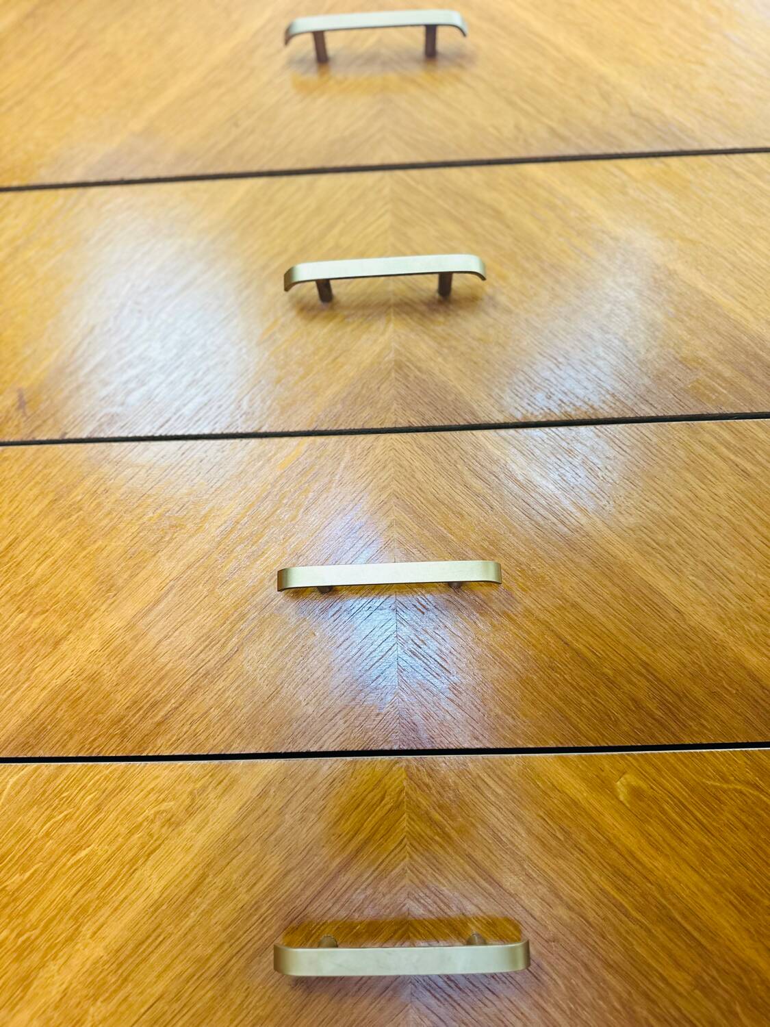 60s chest of drawers