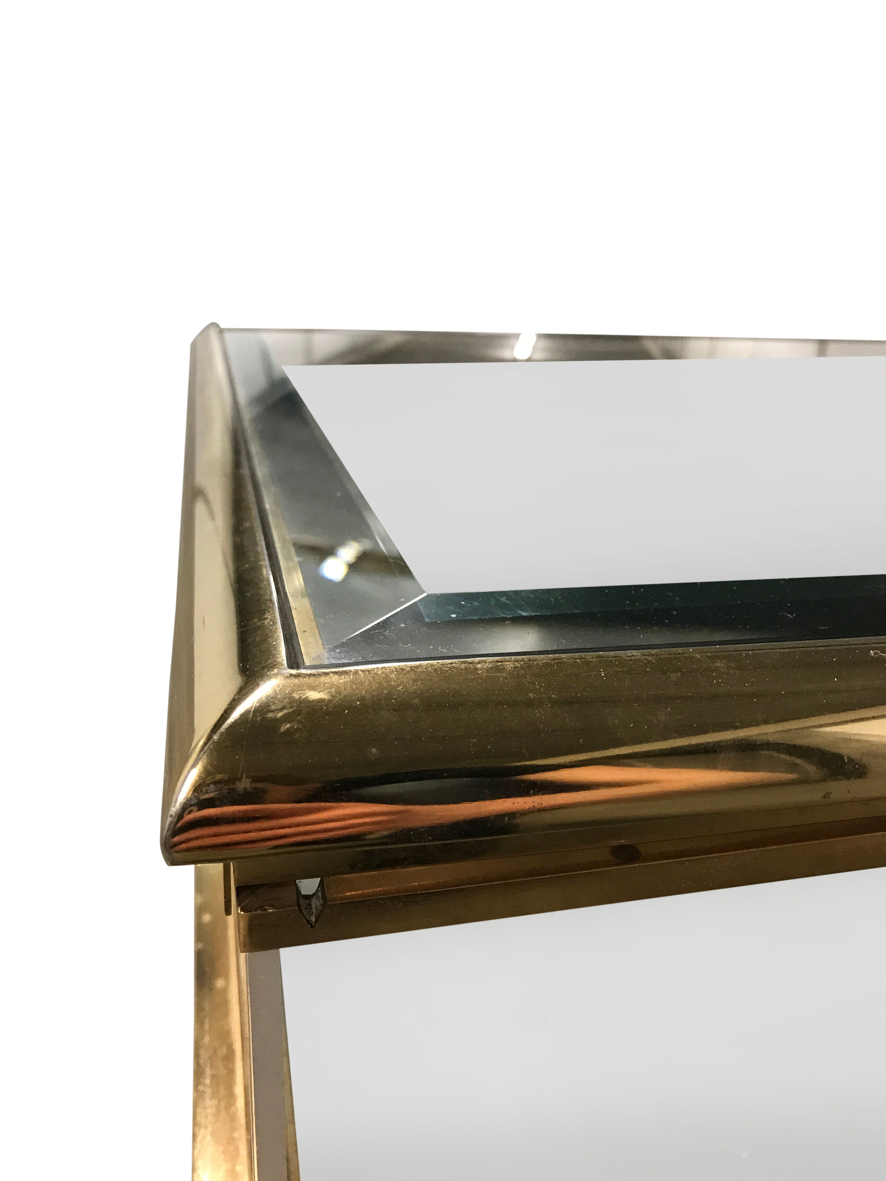 Table basse coulissante en laiton des années 1970