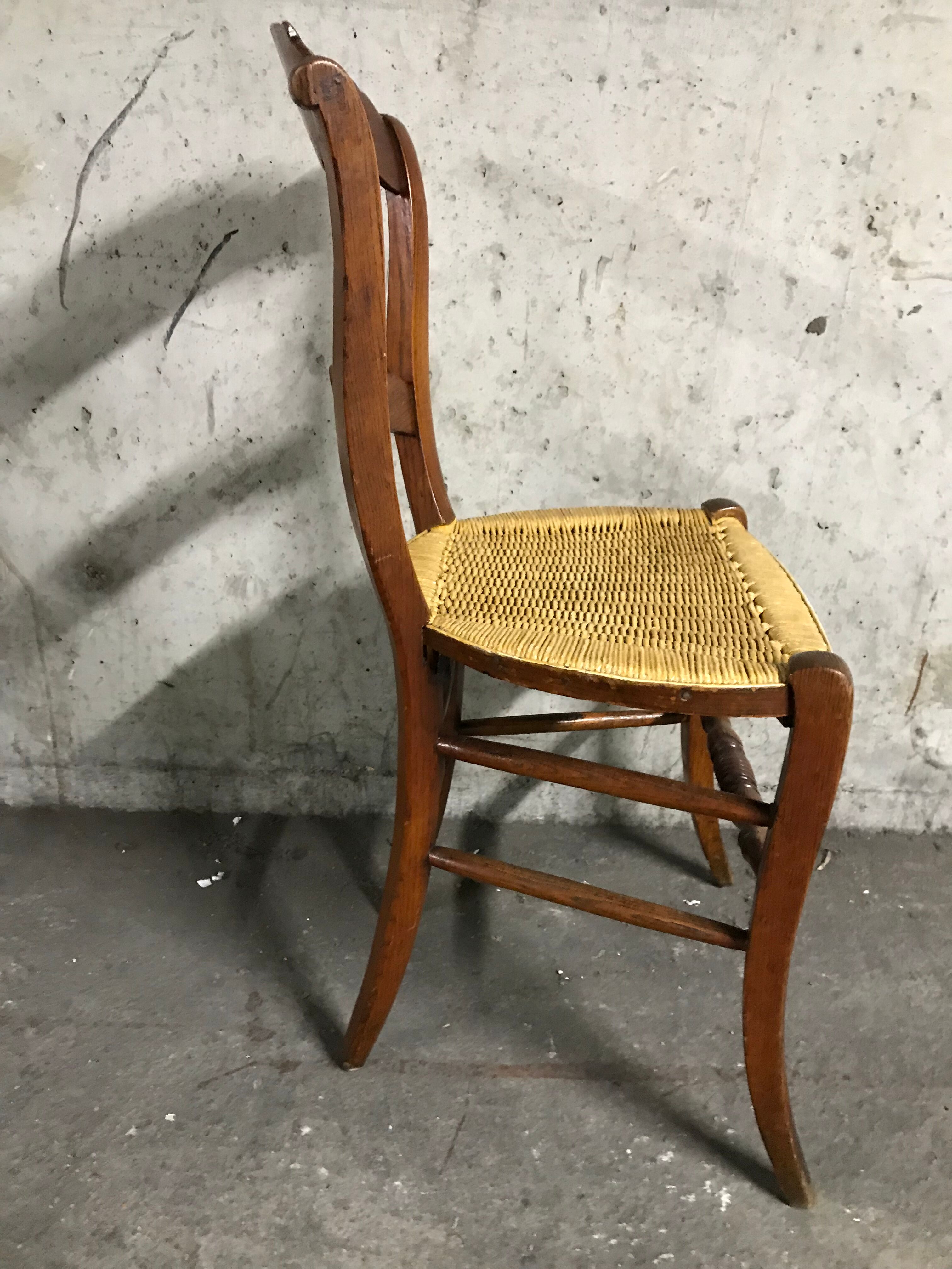 4 old straw chairs / rope