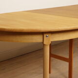 Vintage Oval Dining Table | Oak | Extendable | 3 Extension Leaves