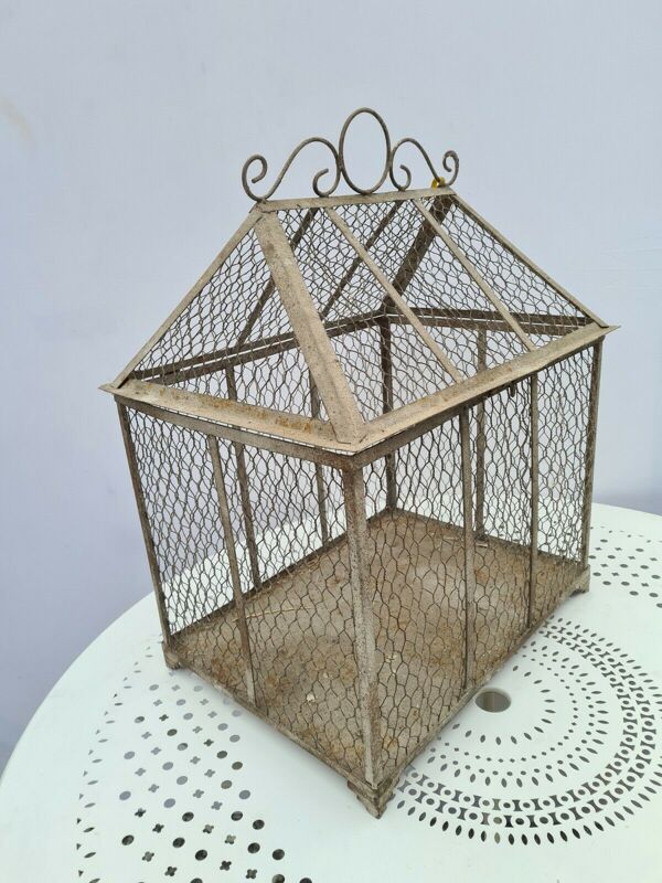 Cage à oiseaux en fer