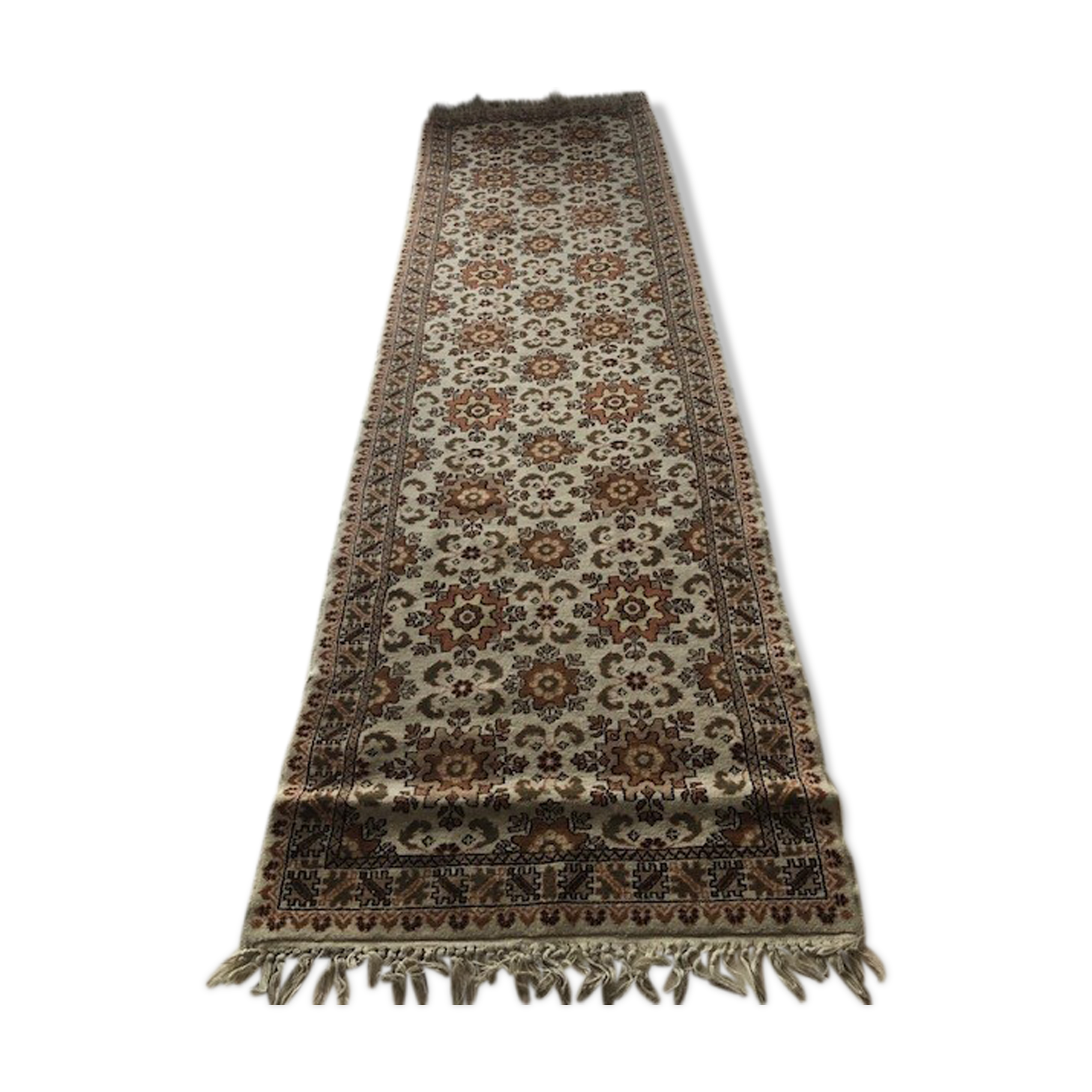 Moroccan hallway carpet - knotted dots