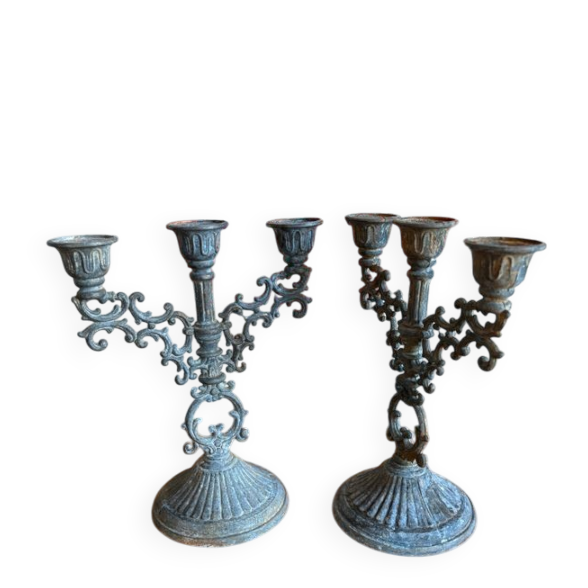 Paire de bougeoirs, candélabres anciens