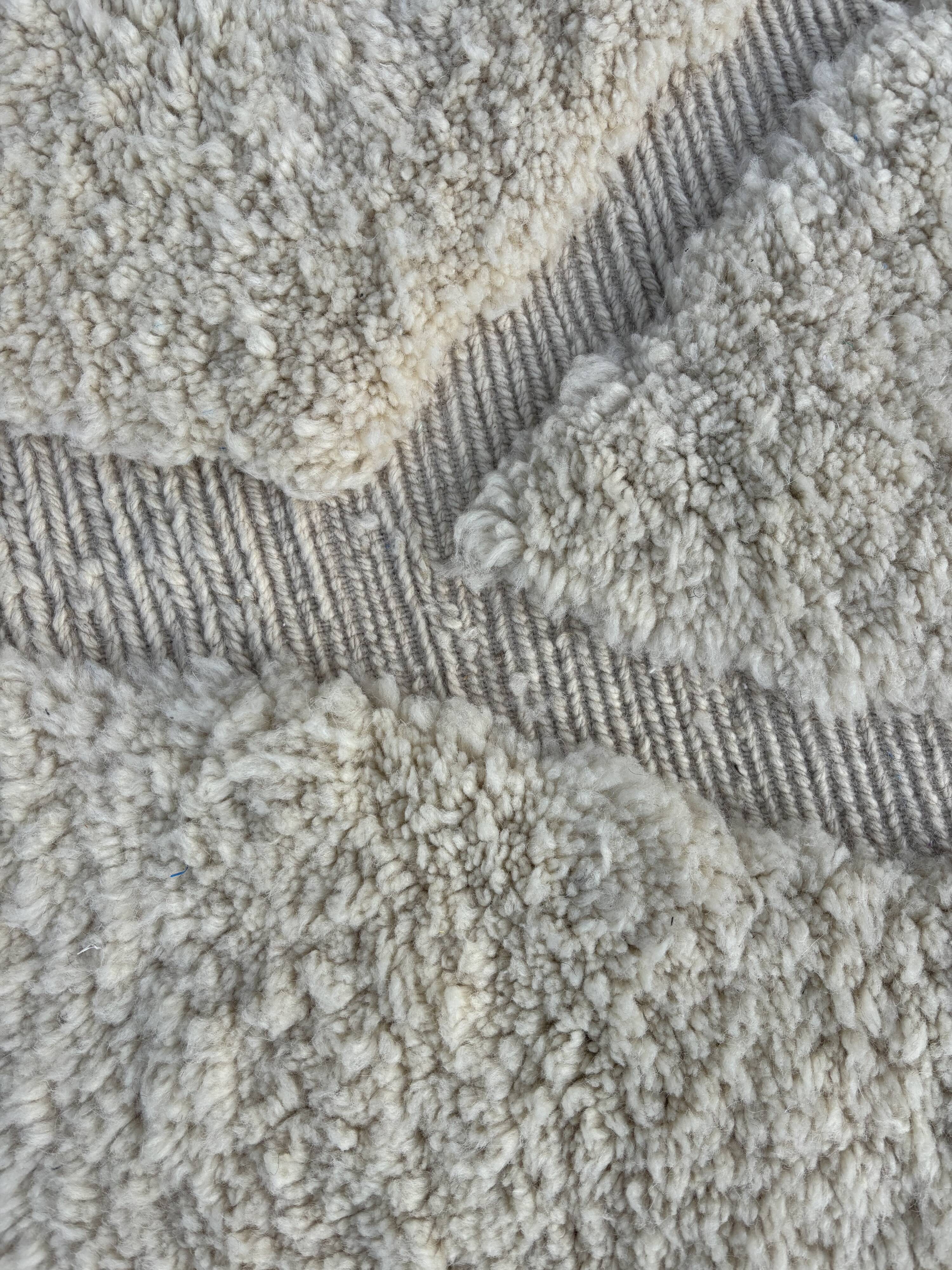White Berber Beni M'rirt wool rug