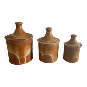 Suite de 3 pots en grès