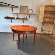 Table de salle à manger en bois exotique