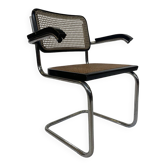 Cesca chair B64 with armrests by Marcel Breuer Design in black and chrome