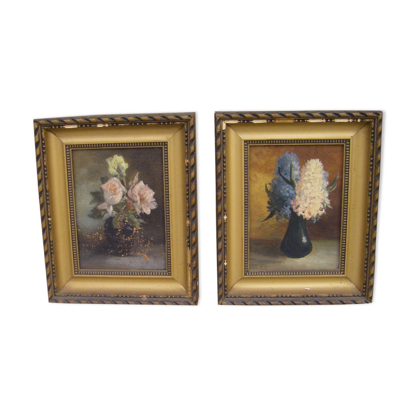 Paire de peintures de fleurs