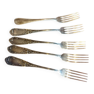 5 silver forks
