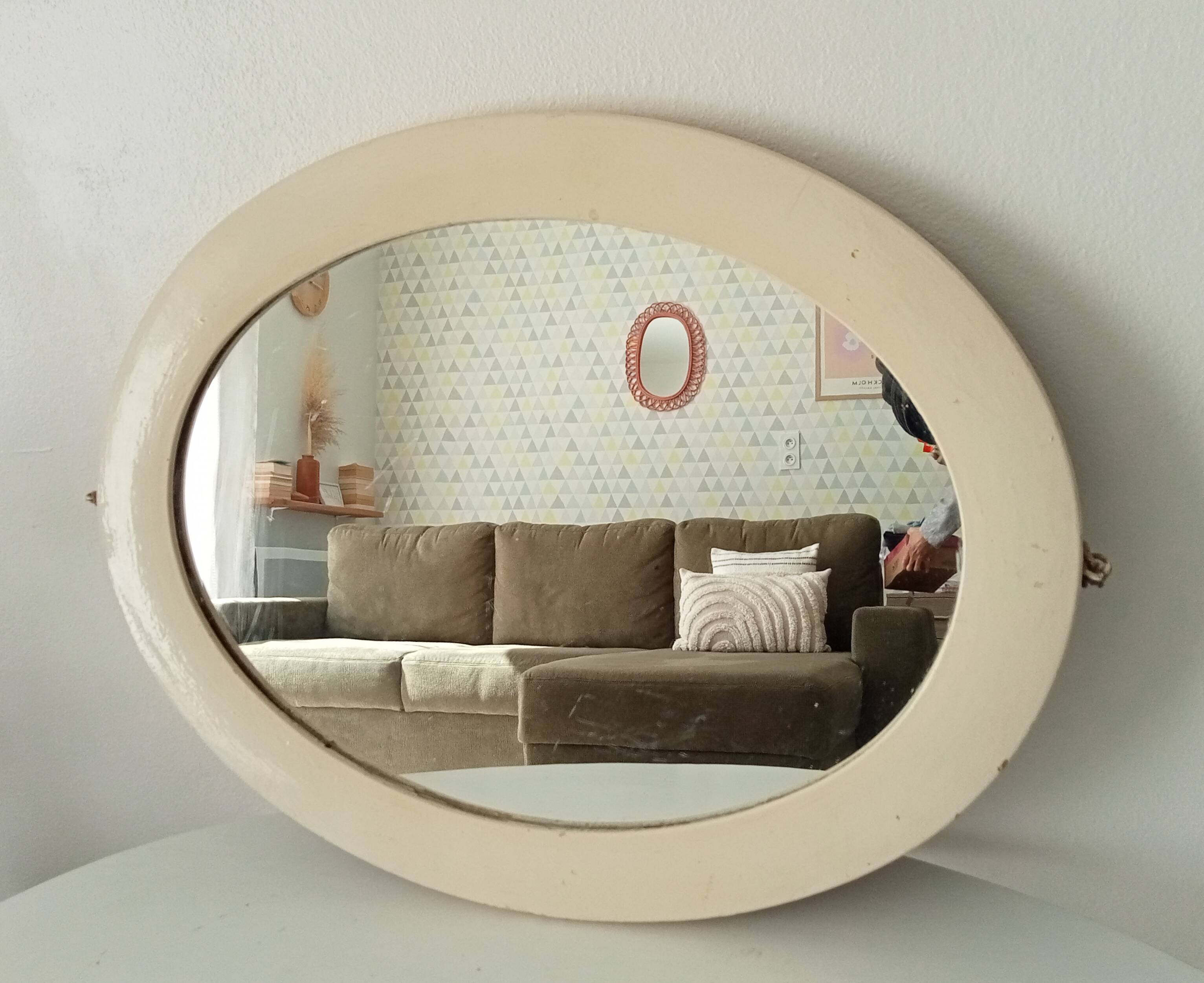 Antique oval mirror from the early 20th century 47*37