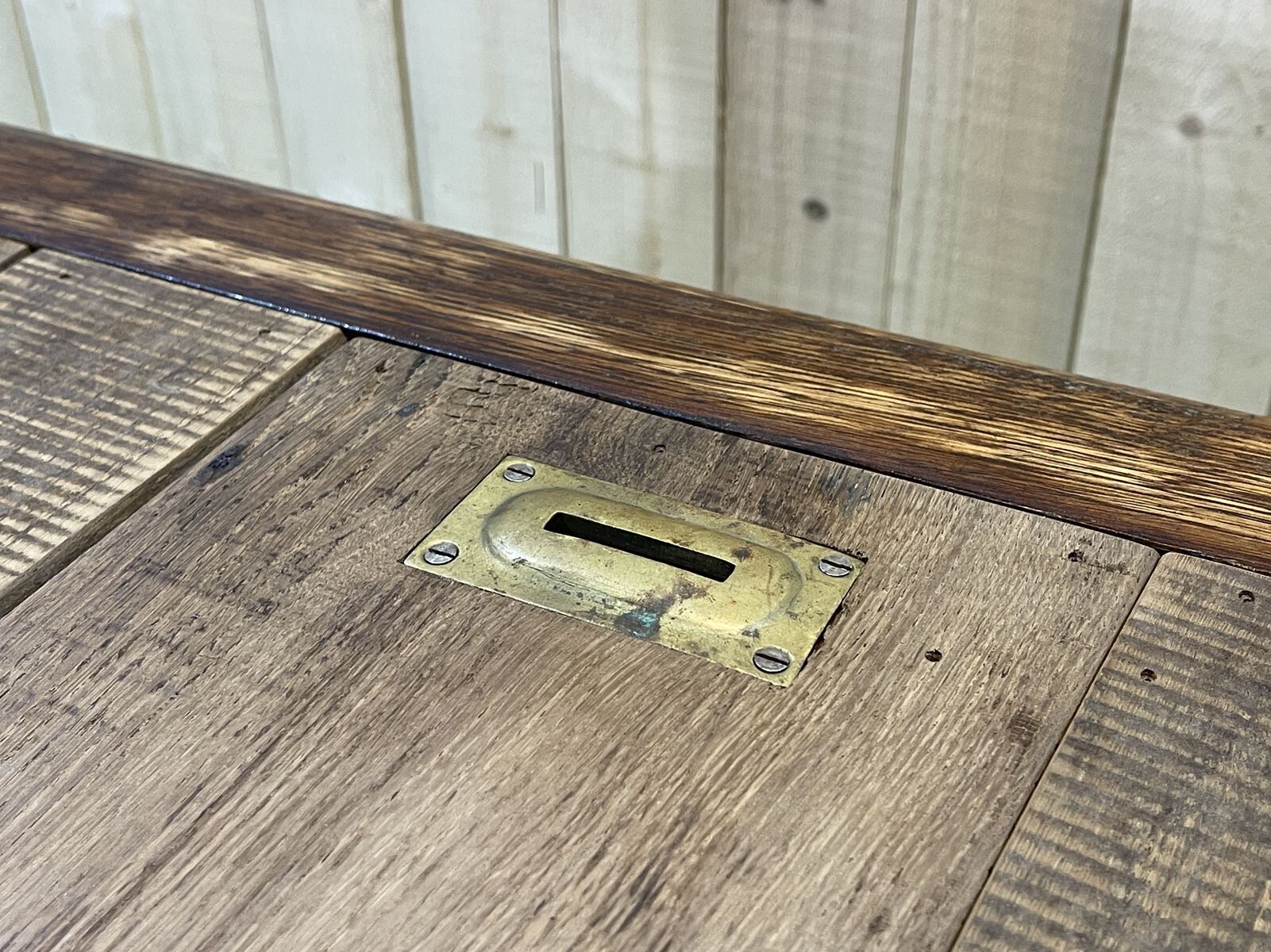 Oak store counter from the 1930s