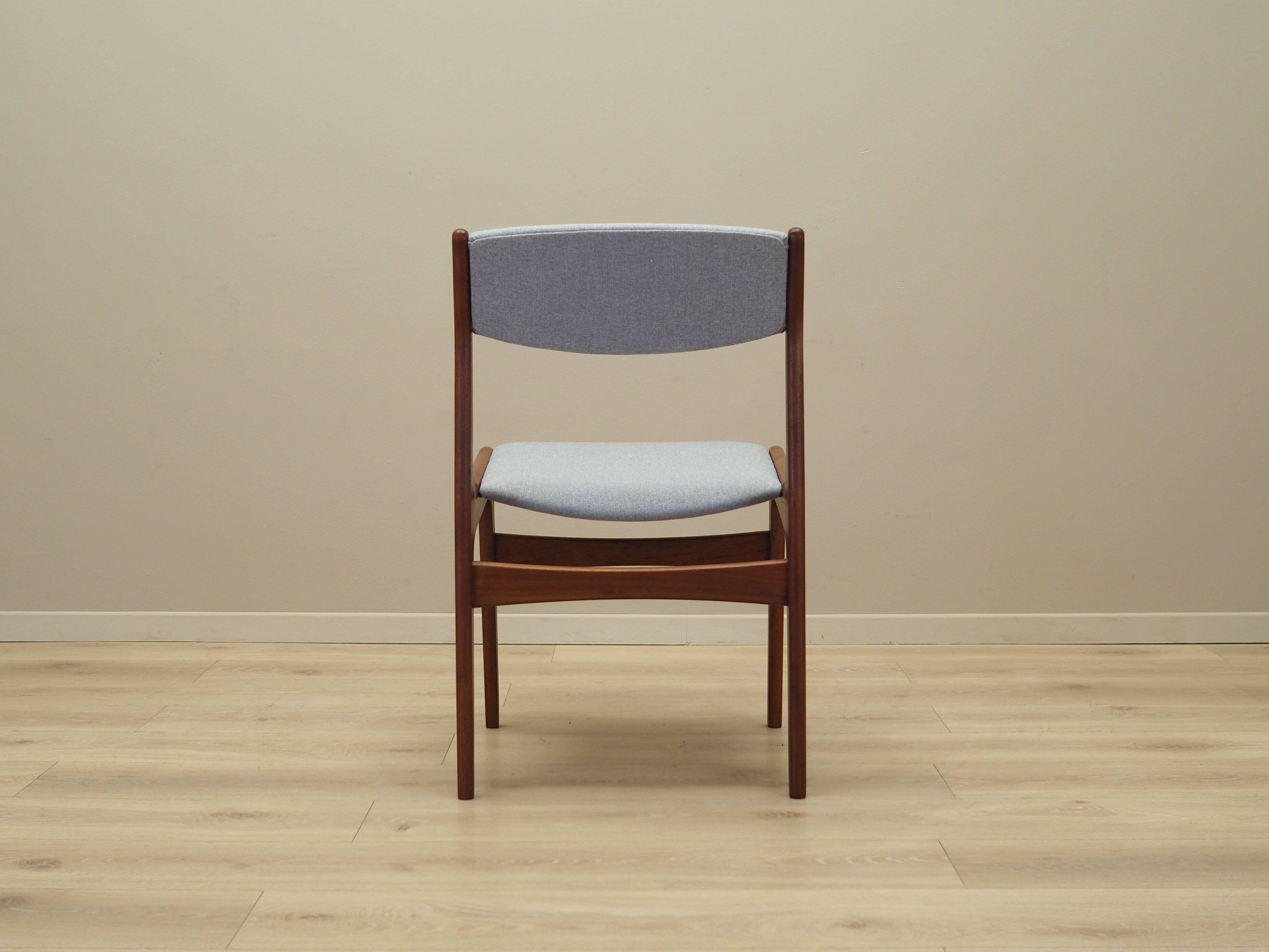 Ensemble de six chaises en teck, design danois, années 1970, fabrication : Nova