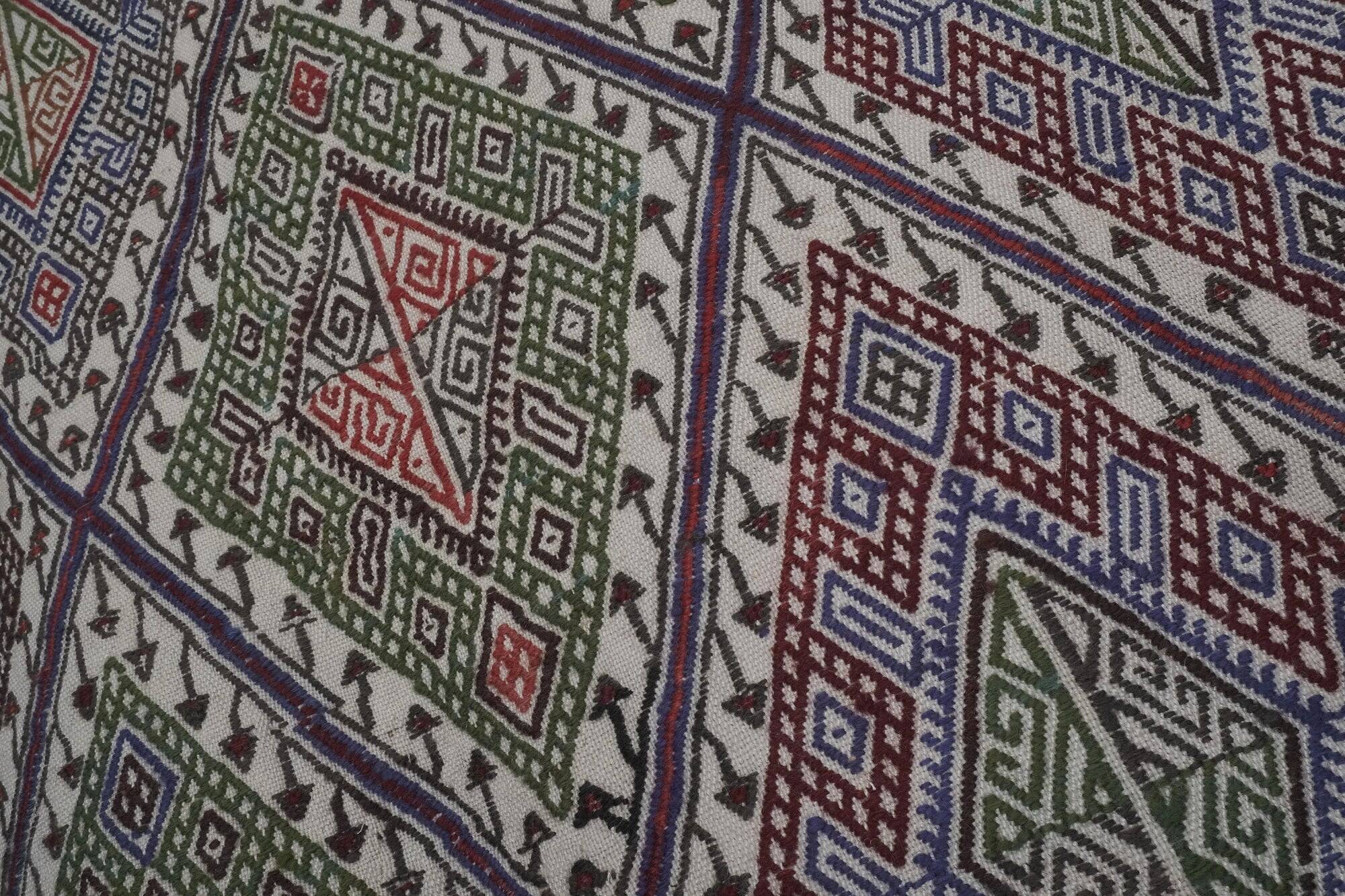 Vintage hand-embroidered textile 151x195 cm