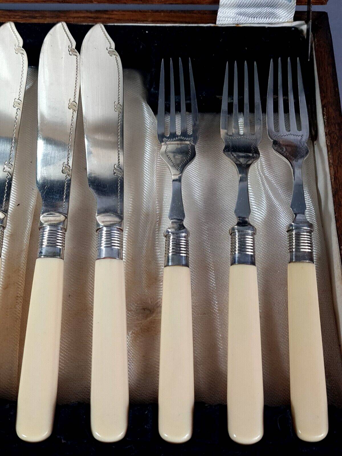 EPNS silver metal fish service, 6 people complete, good condition SB916