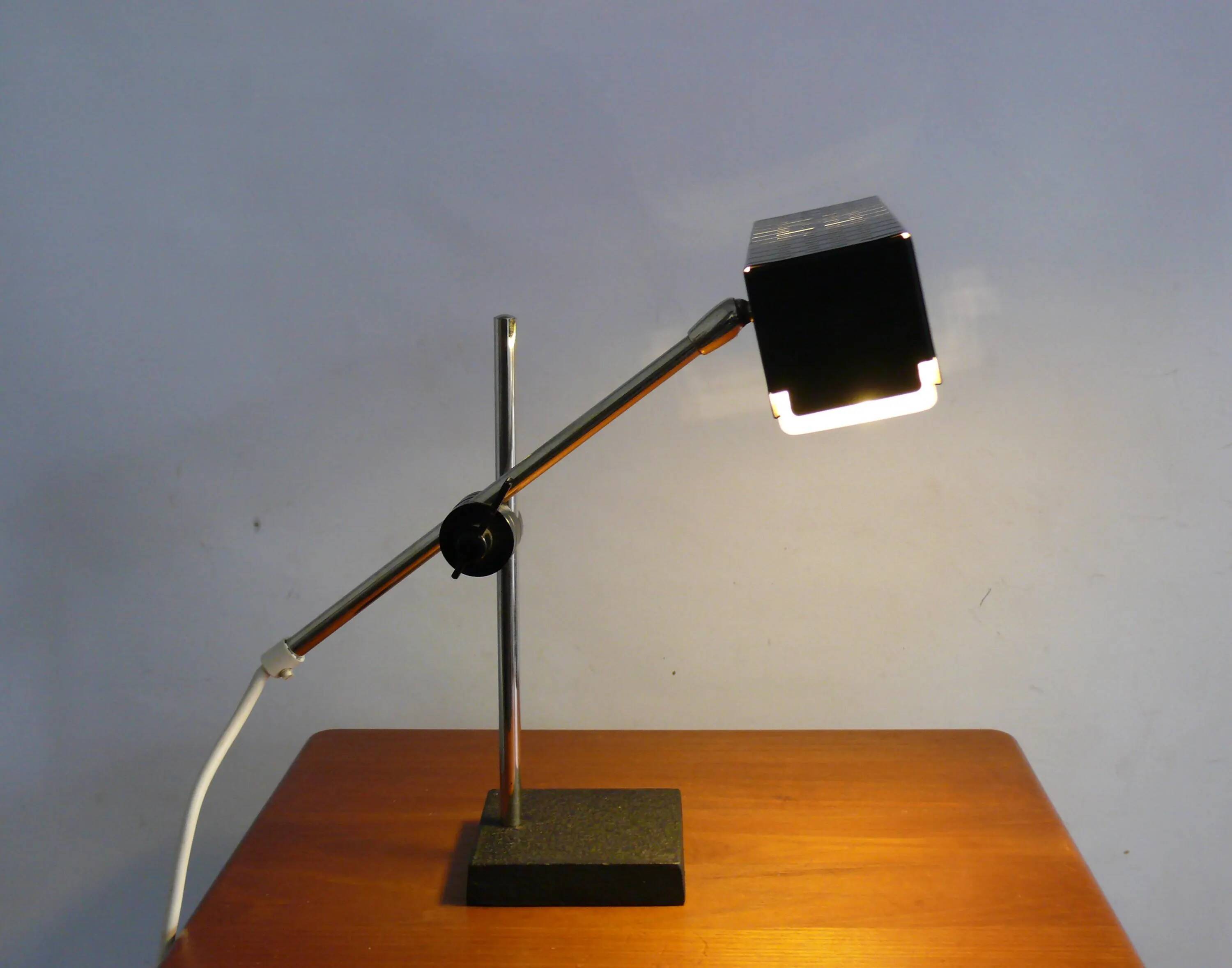Cubic metal table lamp by Leclaire & Schäfer, 1960s