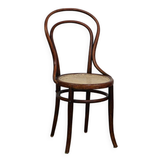 Chaise de bistro Thonet antique originale en bois courbé modèle no. 14 avec un nouveau siège mat