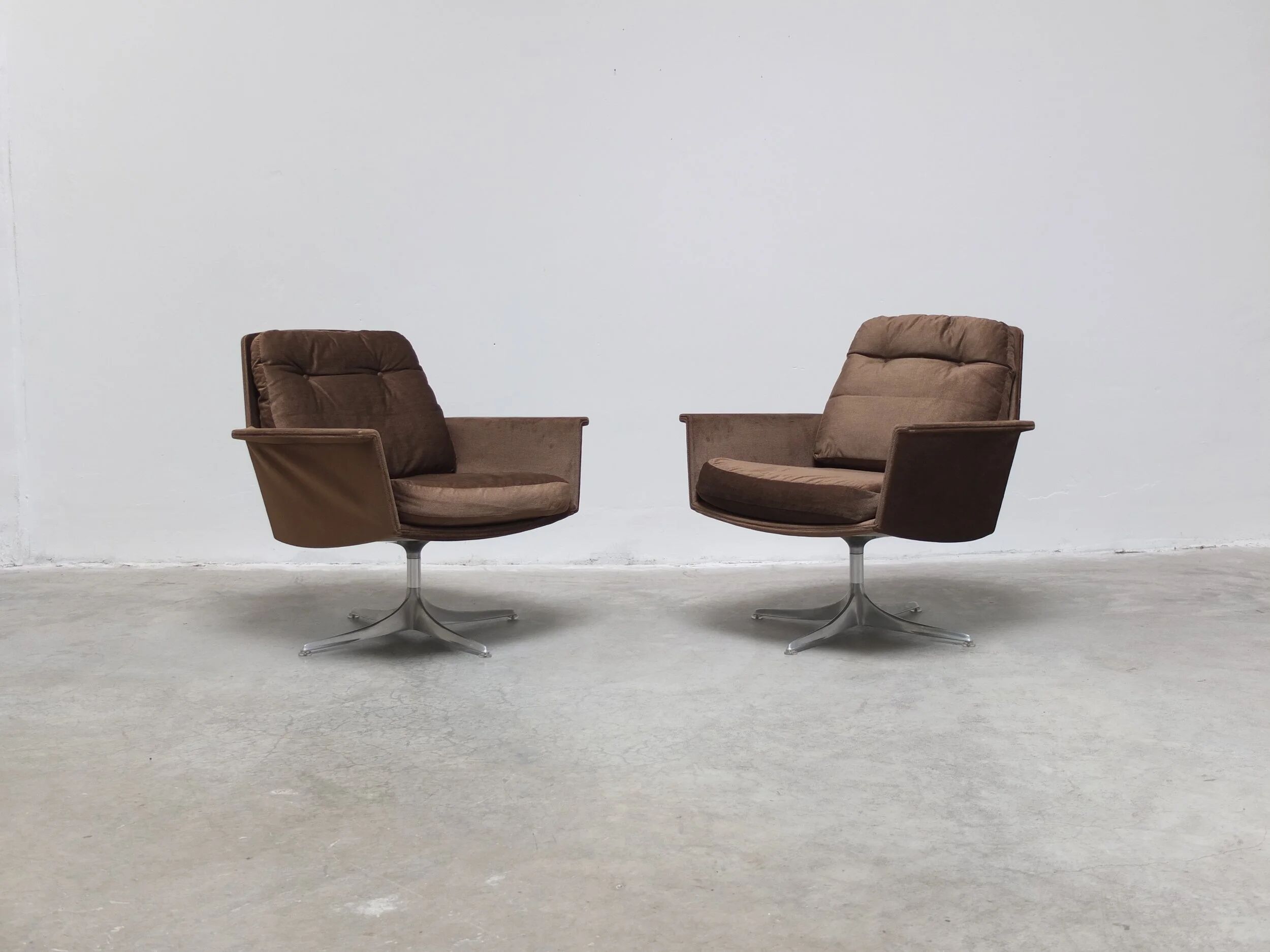 Paire de fauteuils pivotants 'Sedia' par Horst Brüning pour COR, 1972
