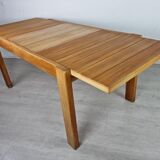 Solid pine extending table
