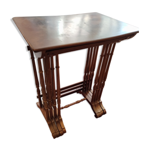 4 tables gigognes style