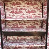 Armoire bretonne ancienne en chêne sculpté