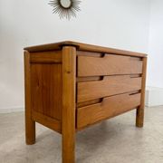 Commode en orme massif Maison Regain, France années 60