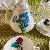 Porcelain service Limoges stamped, teapot and 4 cups with cups