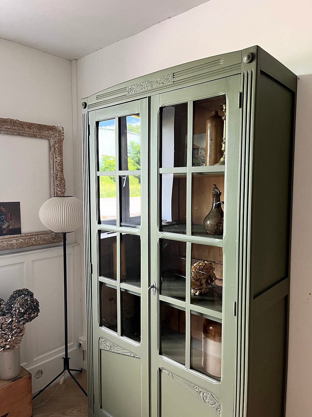 Art Deco library in earthy green