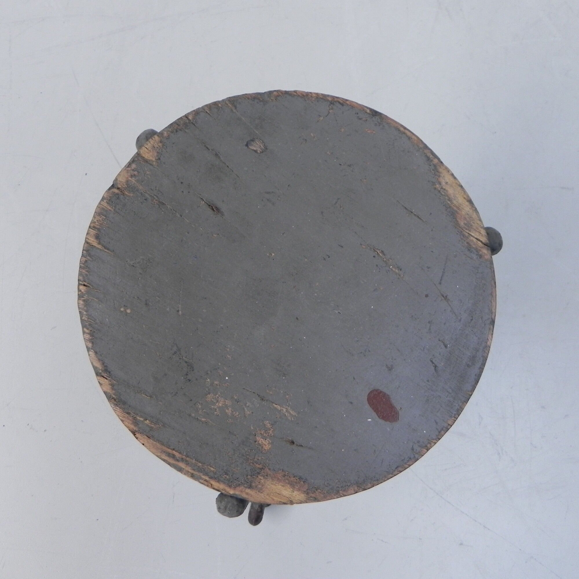 Art Nouveau stool on 3 cast iron legs