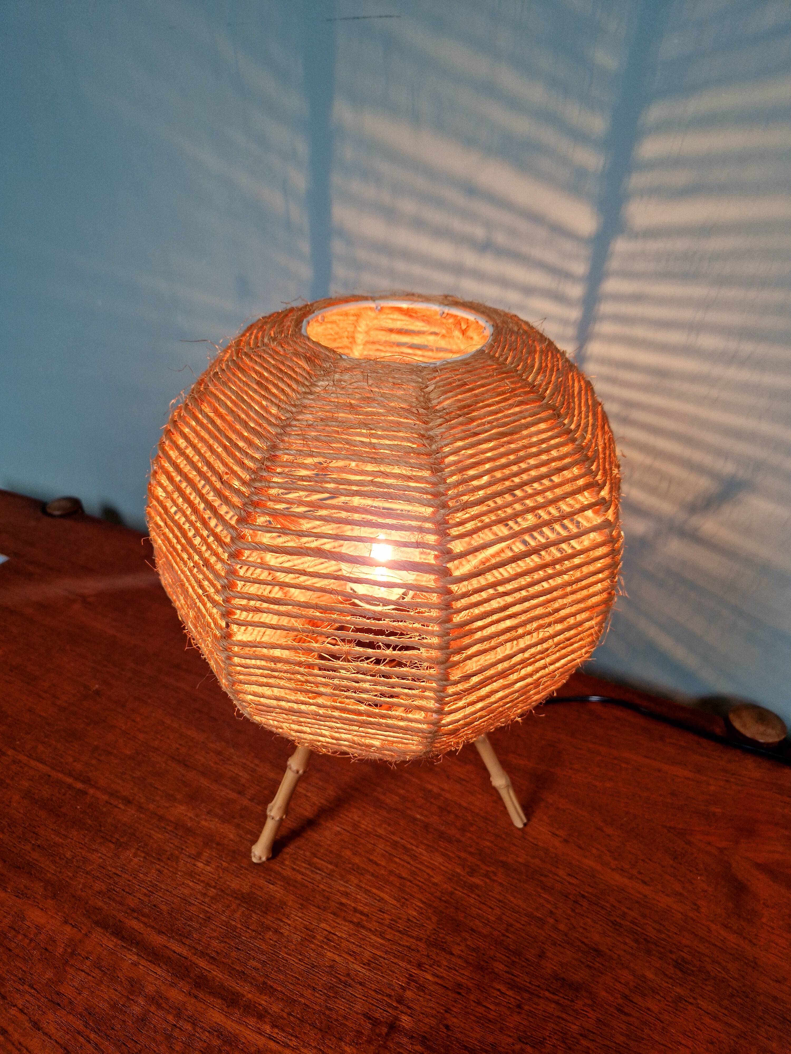 Lampe tripode vintage en corde, années 60