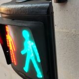 Industrial lamp metal pedestrian crossing a fastener 220 v and leds