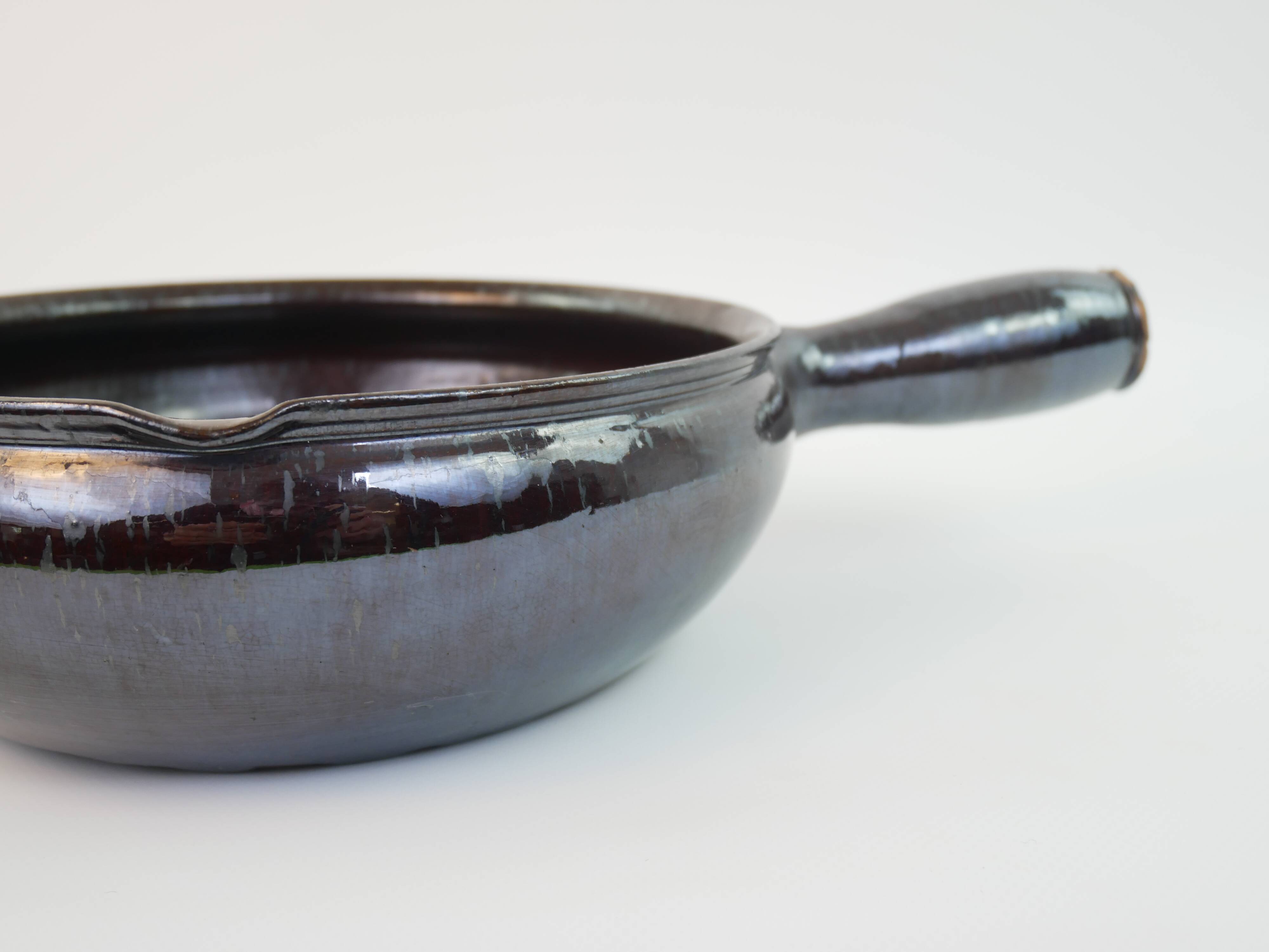Ebony enameled ceramic fondue pot signed André Martin Vallauris 1950s