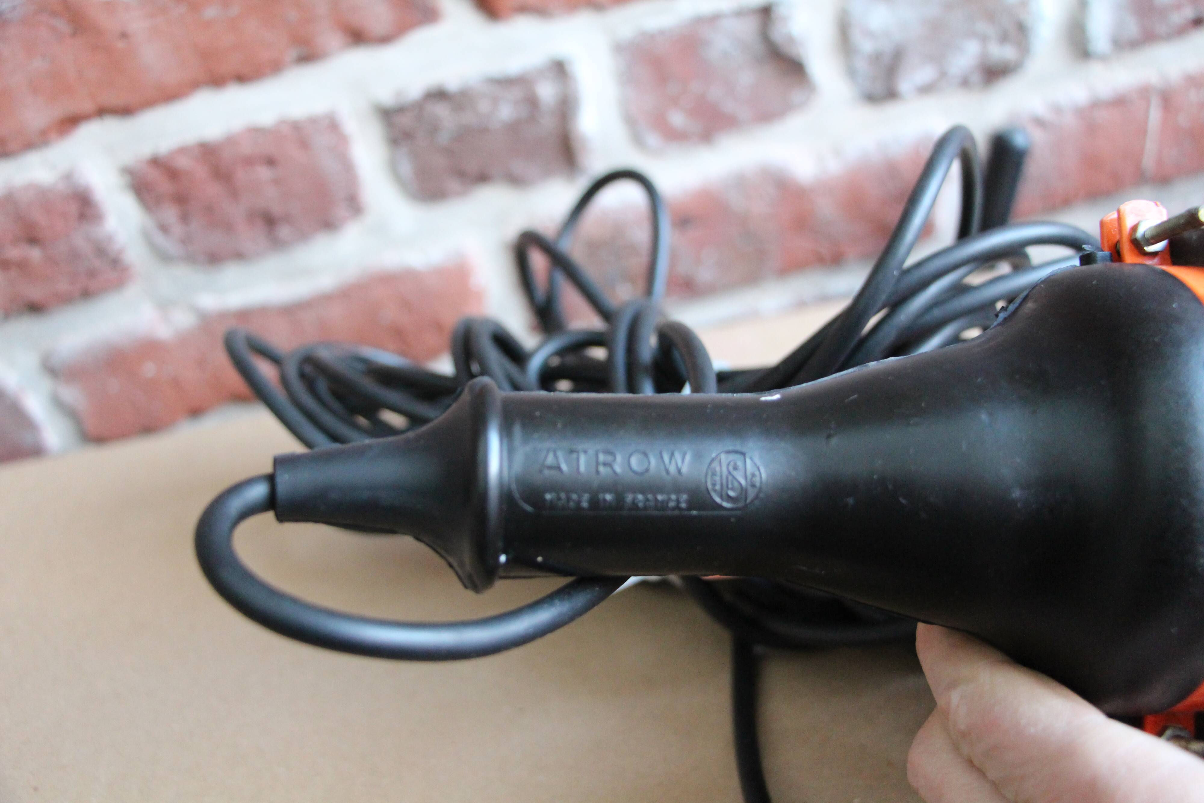 ATROW vintage garage walk-in lamp