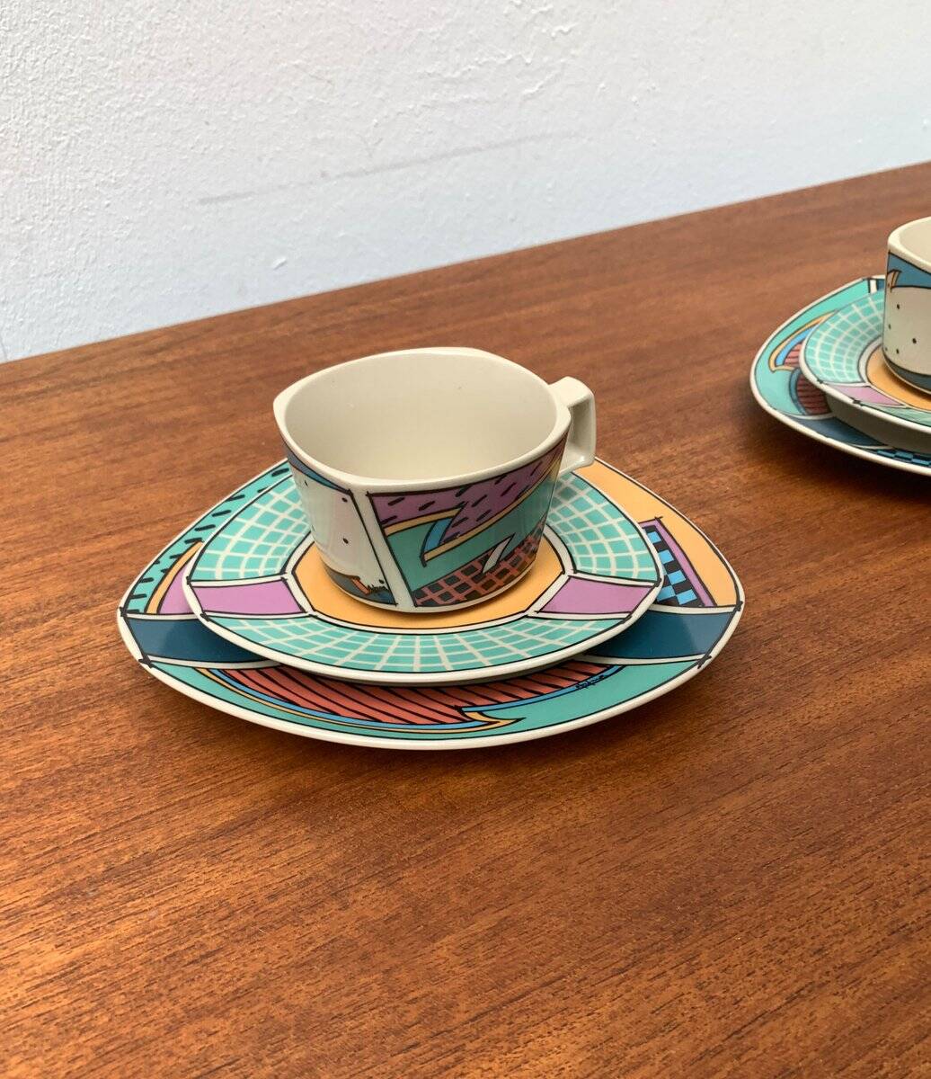 Postmodern Flash One Series coffee service, plates, cups, saucers by Dorothy Hafner for Rosenthal, 1980s, Set of 6